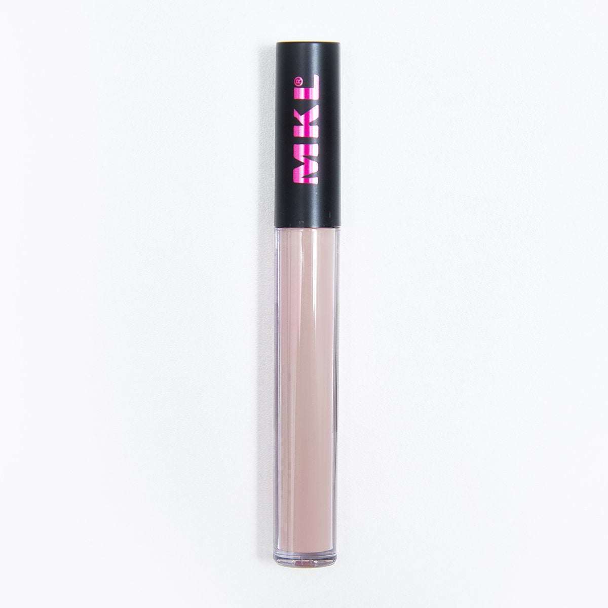 Illuminante liquido dalla delicata emulsione, ideale per enfatizzare la naturale luminosità del viso. Minimizza le piccole imperfezioni, rivitalizza le pelli stanche, dona un immediato effetto radiante e anti-age. Packaging funzionale con apposito applicatore per una perfetta distribuzione. Il prodotto può essere miscelato con la Cipria Liquida per un effetto brillante su tutto il viso. Consigliato anche come correttore liquido.