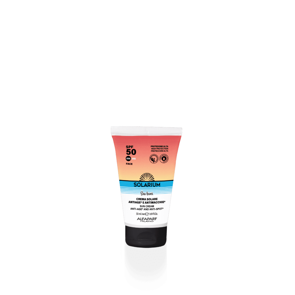 Un’efficace protezione in crema, specifica per il viso, che contrasta l’invecchiamento cutaneo e l’iperpigmentazione, riducendo gli accumuli di melanina e combattendo le discromie cutanee.