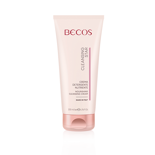 Una morbida crema detergente adatta anche per le pelli mature. Le microsfere di Cera di Jojoba sprigionano sulla pelle il loro potere nutriente.