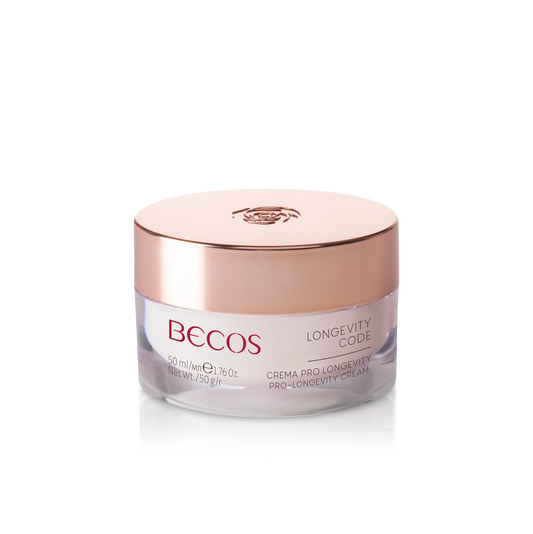 Una crema viso dalla texture gel-crema a rapido assorbimento, formulata per sostenere la longevità cellulare e la vitalità della pelle.


La formula combina attivi nutrienti e antiossidanti con l’Estratto di Germogli di Girasole, che favorisce la produzione di NAD+, molecola fondamentale per l’energia cellulare e i processi di rinnovamento cutaneo.
Nutre e protegge la pelle rendendola più morbida e visibilmente più giovane, compatta, levigata e luminosa.
Sostiene la longevità cellulare.


Vaso - 50 ml